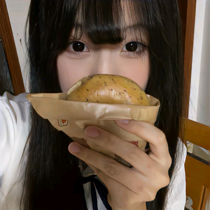 1774677226695843.jpg 006GnPQ5gy1ib108mo9wuj30u00u01iu.jpg